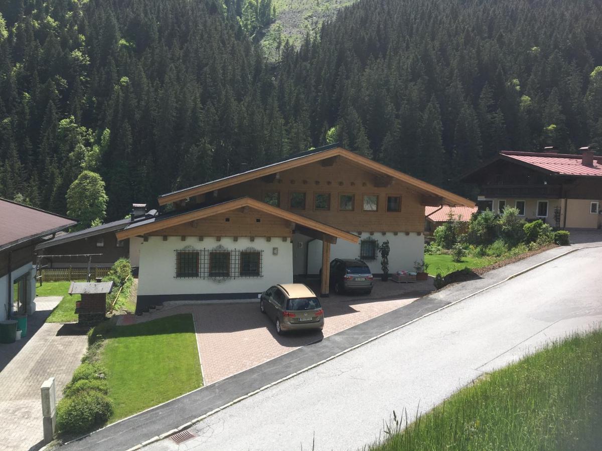 Landhaus Klausner Saalbach-Hinterglemm Exterior foto